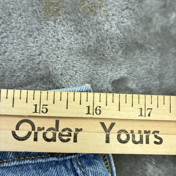 Levi's 501 Shorts Womens Sz.30 Blue Denim Raw Hem Daisy Duke Button Fly - Picture 6 of 9